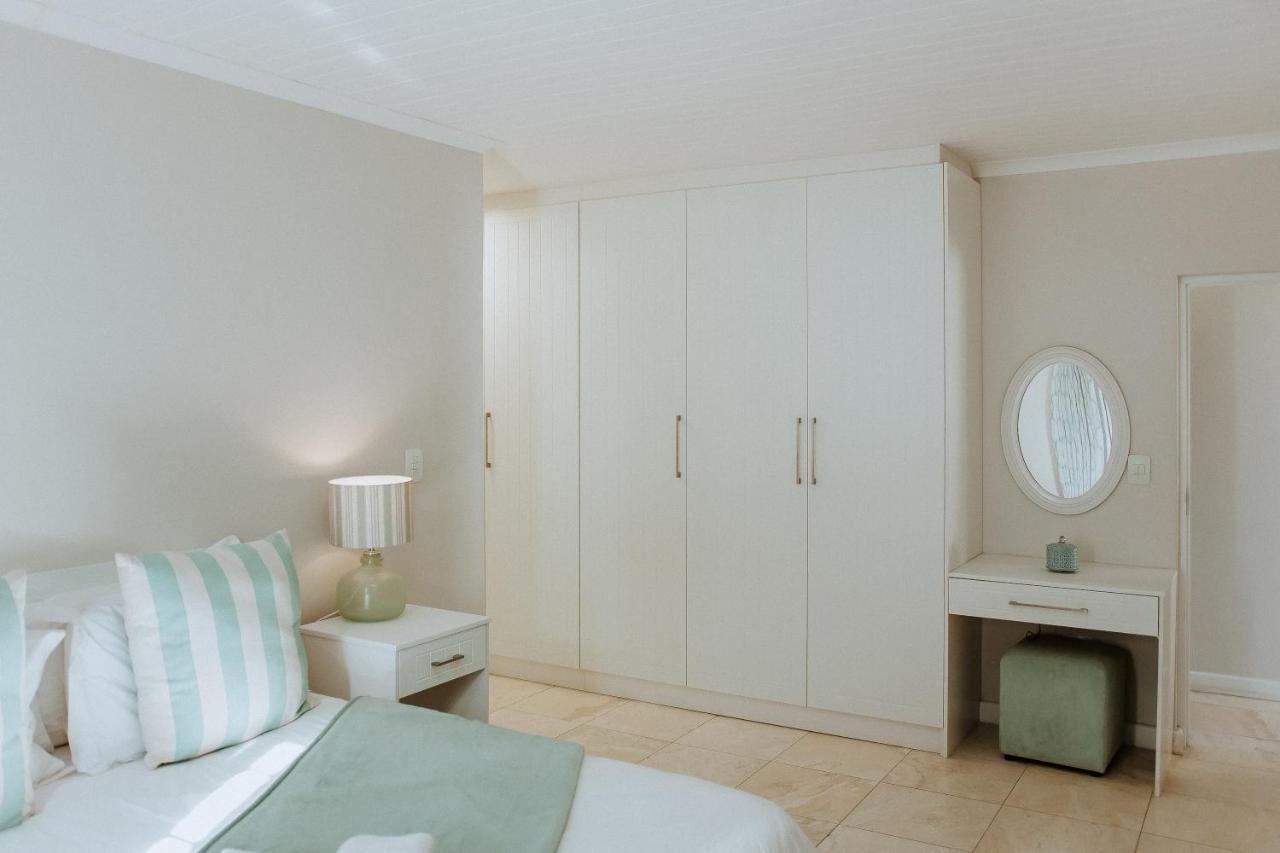 Pebbles Apartment Paternoster Luaran gambar
